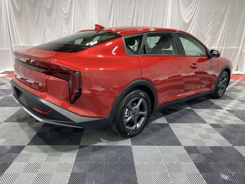 New 2026 Kia K4 LXS image 4