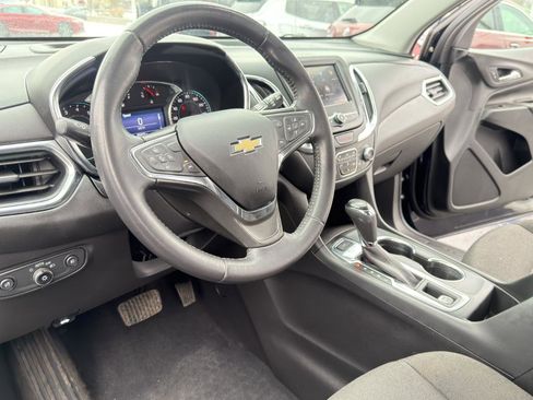 Used 2021 Chevrolet Equinox LT w/ Driver Convenience Package image 43