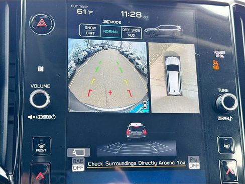 Used 2023 Subaru Ascent Limited w/ Technology Package image 18