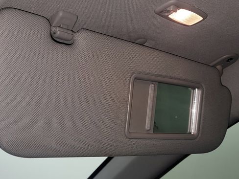 Used 2012 Hyundai Elantra Limited image 25