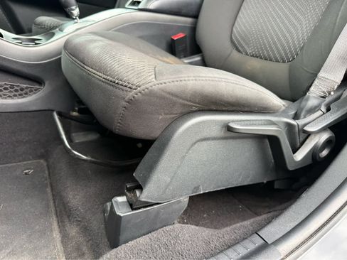 Used 2017 Dodge Journey SE FWD image 13
