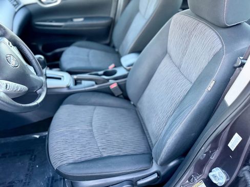 Used 2015 Nissan Sentra SV image 29