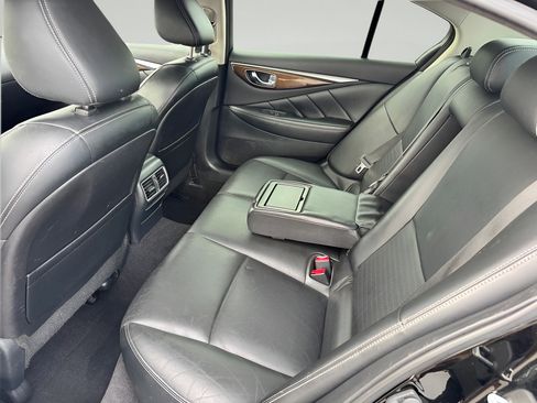 Used 2014 INFINITI Q50 w/ Deluxe Touring Package RWD image 31