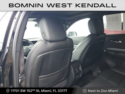 Used 2023 Cadillac XT4 Premium Luxury image 12