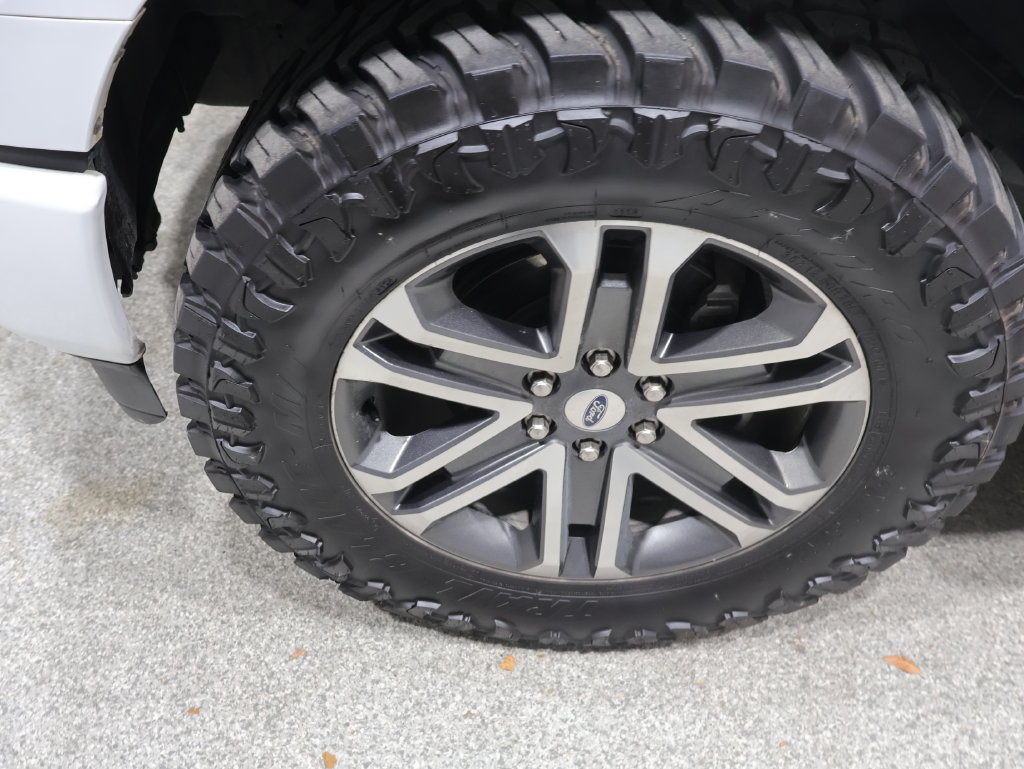 Used 2021 Ford F150 XL w/ STX Appearance Package AWD/4WD image 9