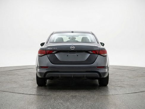 Used 2025 Nissan Sentra SV image 7