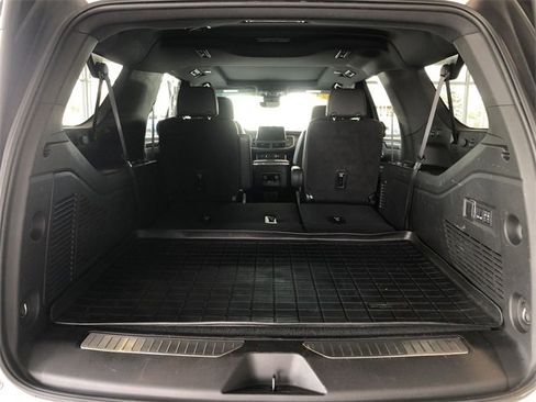 Certified 2024 Chevrolet Suburban High Country image 16