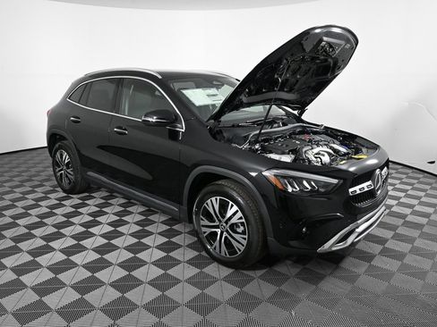 New 2025 Mercedes-Benz GLA 250 image 28