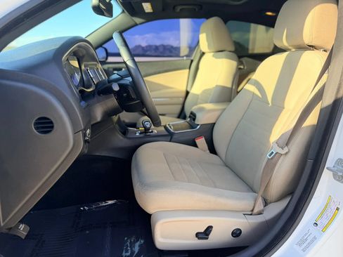 Used 2013 Dodge Charger SXT RWD image 13