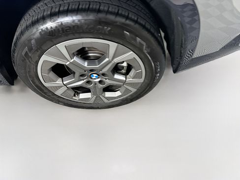 Used 2025 BMW X1 xDrive28i AWD/4WD image 11