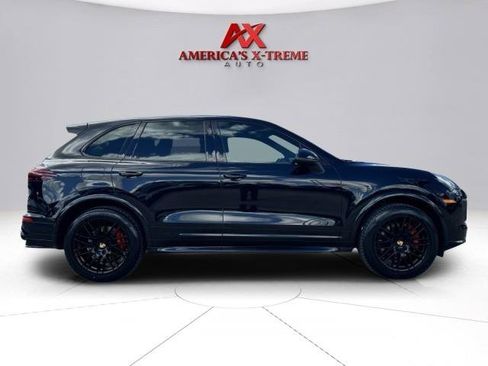 Used 2017 Porsche Cayenne GTS AWD/4WD image 6