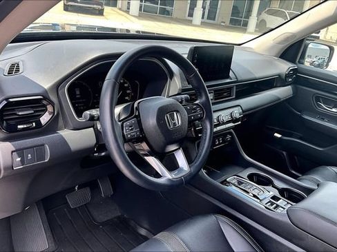 Used 2025 Honda Pilot EX-L image 14