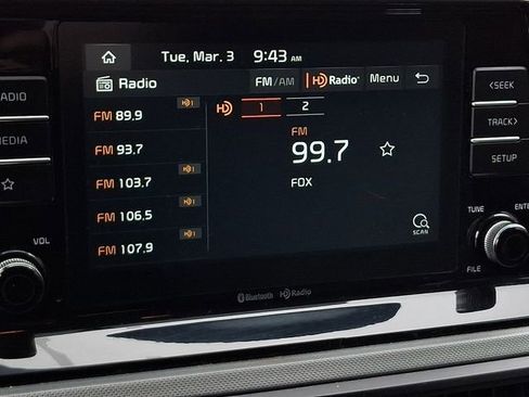 Used 2021 Kia Seltos LX image 16