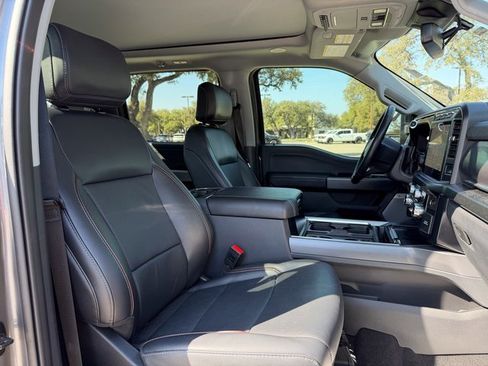 Used 2024 Ford F250 Lariat w/ Lariat Ultimate Package image 17