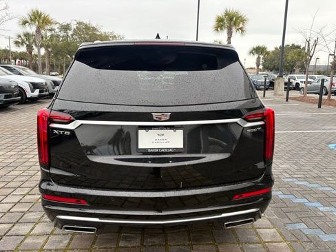 Used 2024 Cadillac XT6 Luxury image 6