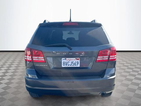 Used 2018 Dodge Journey SE FWD image 6