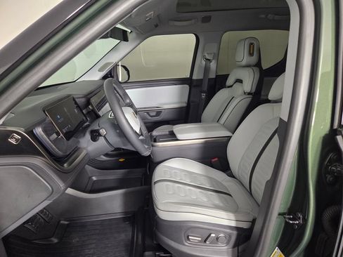 Used 2025 Rivian R1T Adventure AWD/4WD image 9