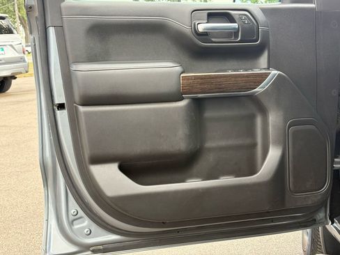Used 2019 GMC Sierra 1500 SLE w/ SLE Value Package AWD/4WD image 30