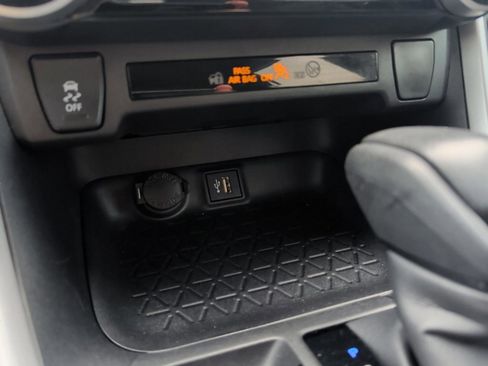 Used 2023 Toyota RAV4 AWD Hybrid image 30