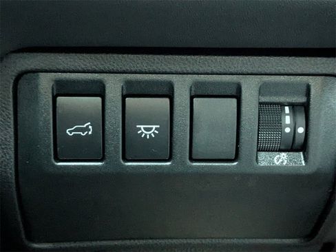 Certified 2025 Subaru Ascent Bronze Edition w/ Onyx Package image 28