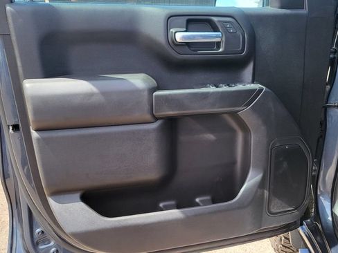 Used 2021 Chevrolet Silverado 1500 Custom Trail Boss w/ LPO, Dark Essentials Package AWD/4WD image 25