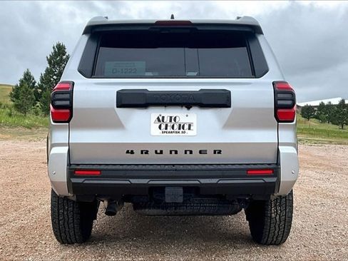 Used 2025 Toyota 4Runner TRD Off-Road AWD/4WD image 6