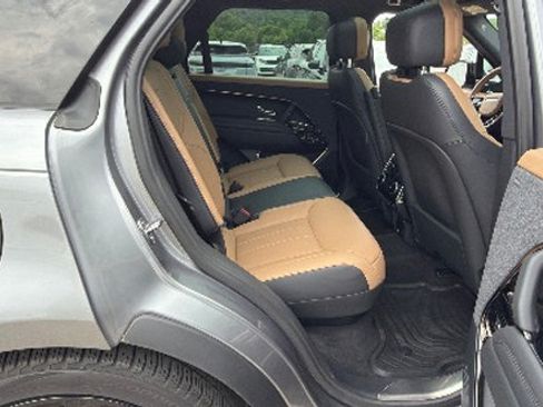 Used 2024 Land Rover Range Rover Sport Dynamic SE AWD/4WD image 9
