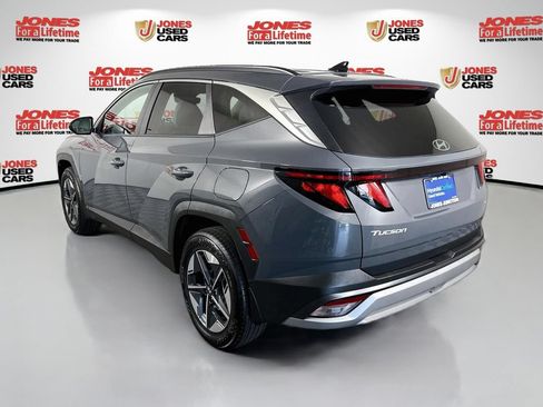 Certified 2025 Hyundai Tucson SEL AWD/4WD image 2
