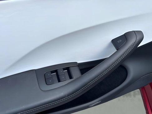 Used 2024 Tesla Model 3 Standard Range RWD image 29