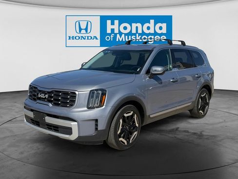 Used 2025 Kia Telluride S AWD/4WD image 1