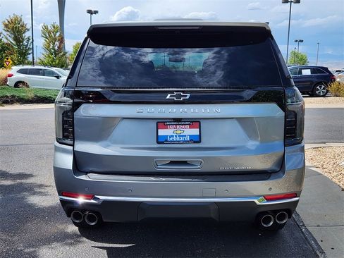 New 2026 Chevrolet Suburban Premier image 4