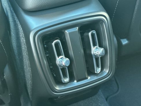 Certified 2023 Volvo XC40 B5 Plus w/ Protection Package Premier image 14