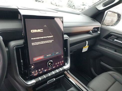 New 2026 GMC Yukon XL Denali image 26