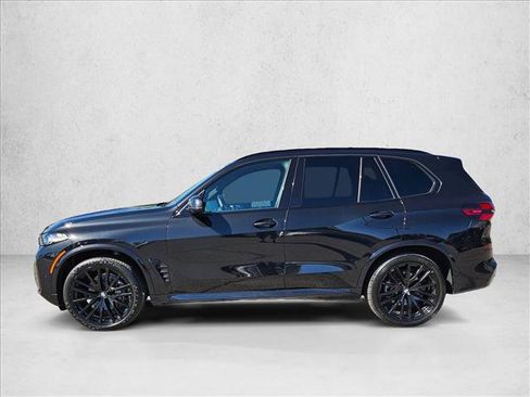 Used 2024 BMW X5 sDrive40i w/ M Sport Package RWD image 9