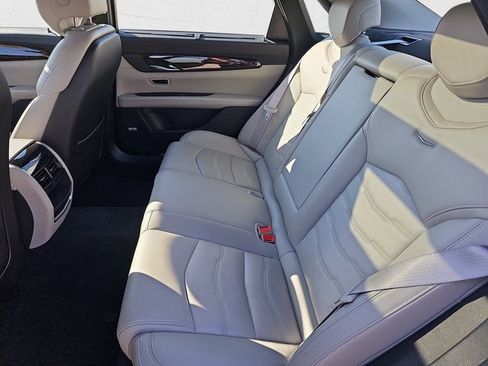 Used 2018 Cadillac CT6 Luxury image 14