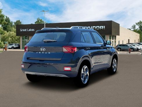 New 2026 Hyundai Venue SEL image 7
