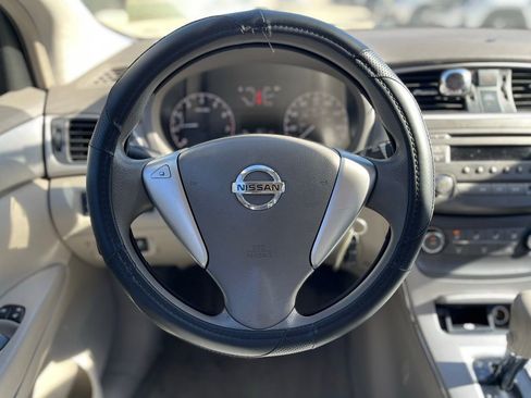 Used 2013 Nissan Sentra S image 19