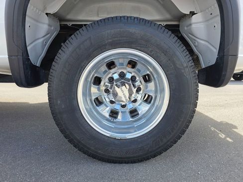 Used 2024 GMC Sierra 3500 Denali Ultimate image 15