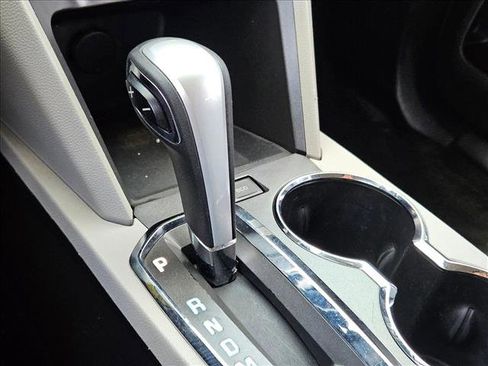 Used 2015 Chevrolet Equinox LS image 9