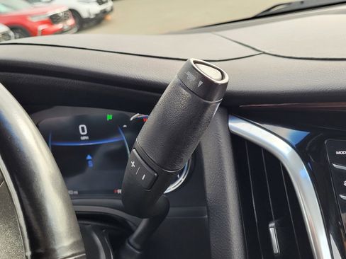 Used 2019 Cadillac Escalade Luxury image 23