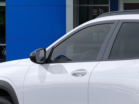 New 2026 Chevrolet Trax RS FWD image 36