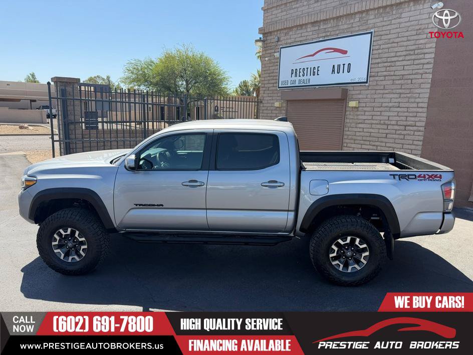 Used 2021 Toyota Tacoma TRD Off-Road w/ Technology Package AWD/4WD image 20