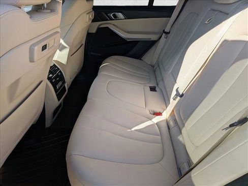 Used 2020 BMW X5 xDrive40i w/ Convenience Package image 18