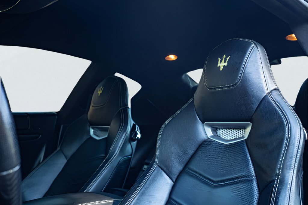 Used 2013 Maserati GranTurismo MC RWD image 16