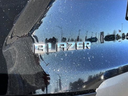 Used 2024 Chevrolet Blazer LT w/ Convenience Package image 25