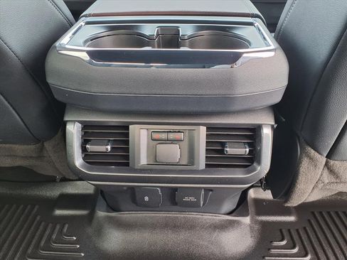 Used 2023 Ford F150 Lariat w/ Equipment Group 502A High image 18