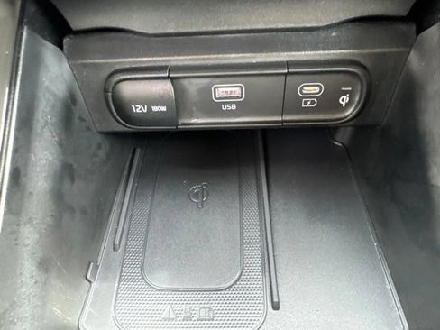 Used 2024 Kia Telluride S FWD image 28
