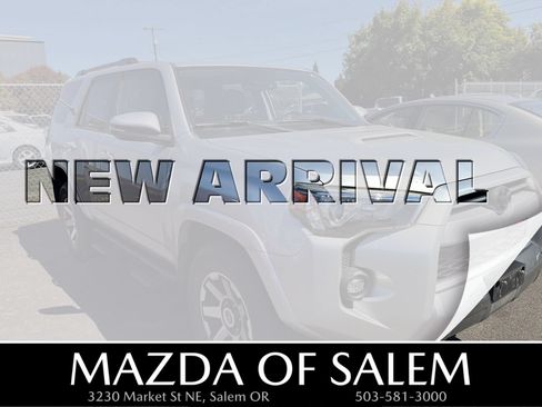 Used 2023 Toyota 4Runner TRD Off-Road Premium w/ Moonroof Package AWD/4WD image 1