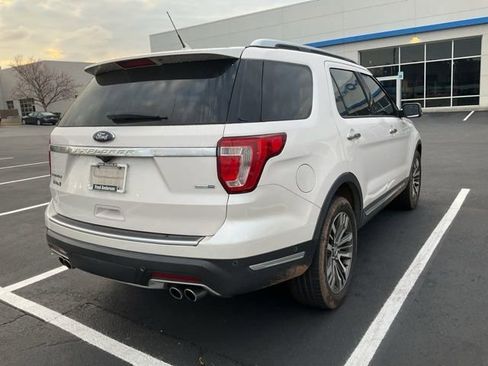 Used 2019 Ford Explorer Platinum image 7
