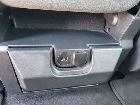 Used 2024 Ford F150 XLT image 20